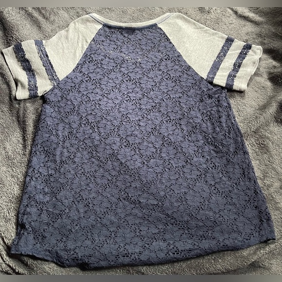 Torrid Short Sleeve Lace Football Tee Size 2x - Picture 3 of 8